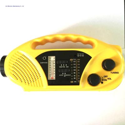 Solar hand crank AM/FM Radio/Weather band and flashlight
